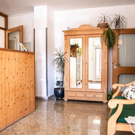 Wuermtalhof Pension & Wirtshaus Мюнхен Екстериор снимка