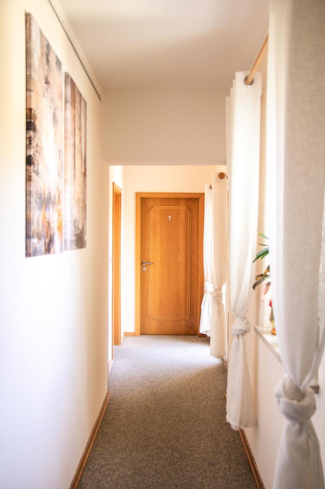 Wuermtalhof Pension & Wirtshaus Мюнхен Екстериор снимка